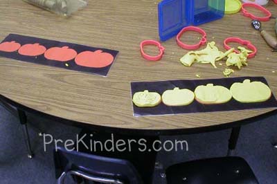 sizes play dough cutters play dough shapes sizes